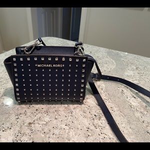 Michael Kors Mini Selma Crossbody